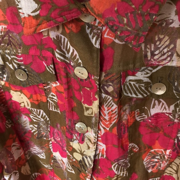 Ruby Rd Favorites Hawaiian Print Button Down Shirt - Picture 2 of 8